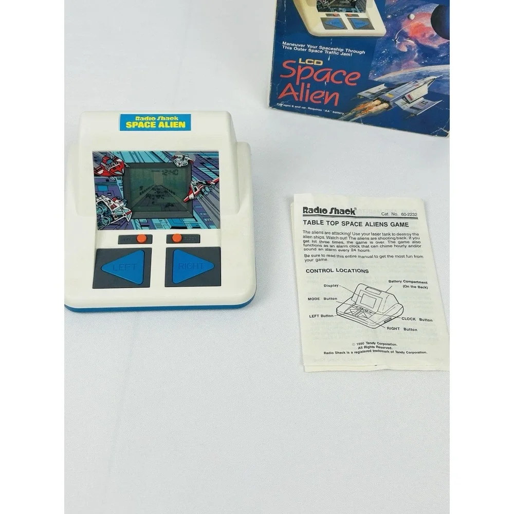 Space Alien Radio Shack LCD Tabletop Game w/ Box 60-2232 Working Vintage 1990